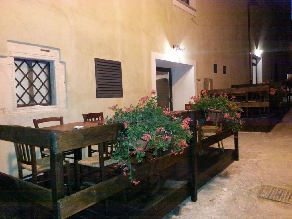 B&B Il Vicoletto L'Aquila Exterior photo
